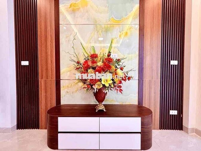 🌟 SIÊU PHẨM LĨNH NAM – 5 TẦNG THANG MÁY – GẦN Ô TÔ TRÁNH – NHÀ ĐẸP Ở N 🌟 SIÊU PHẨM LĨNH NAM – 5 TẦNG THANG MÁY – GẦN Ô TÔ TRÁNH – NHÀ ĐẸP Ở N