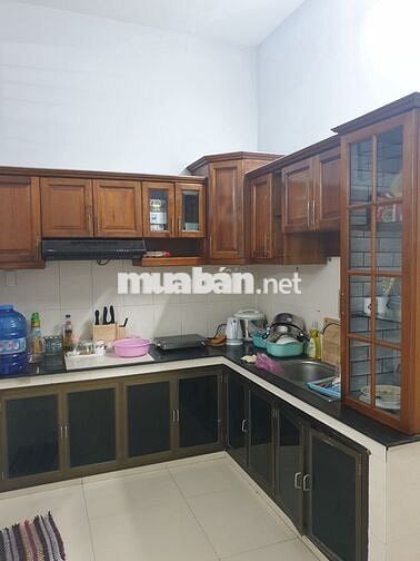 Nhà 88m2, 3PN+2máy lạnh, đường Ng.T.Kiểu, cách trường học L.V.Thọ 200m