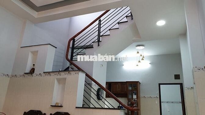 Nhà 88m2, 3PN+2máy lạnh, đường Ng.T.Kiểu, cách trường học L.V.Thọ 200m