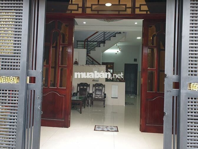 Nhà 88m2, 3PN+2máy lạnh, đường Ng.T.Kiểu, cách trường học L.V.Thọ 200m