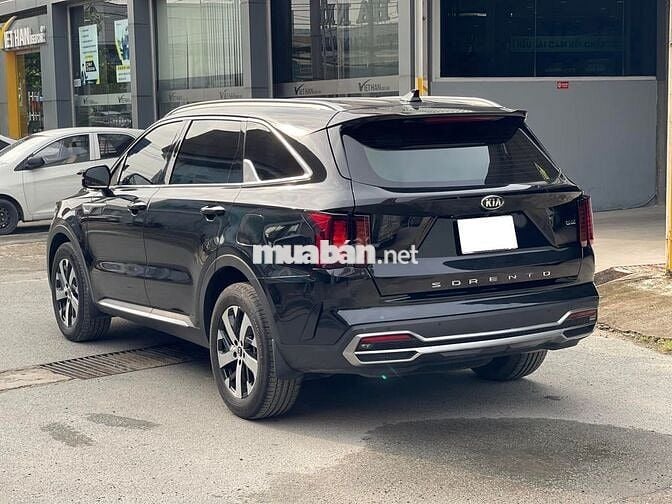 Kia Sorento 2021 Luxury 2.2 AT - 50,000 km.