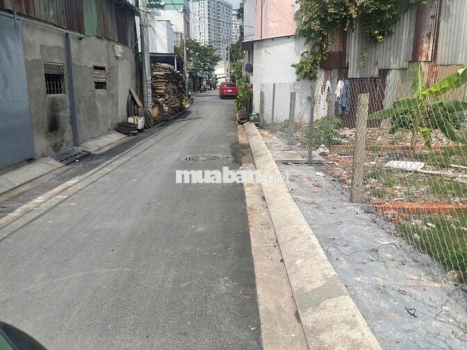 6 lô sổ mới gần Đs6 đối Diện Vạn Phúc ô tô đường nhựa 4,5x12.3m