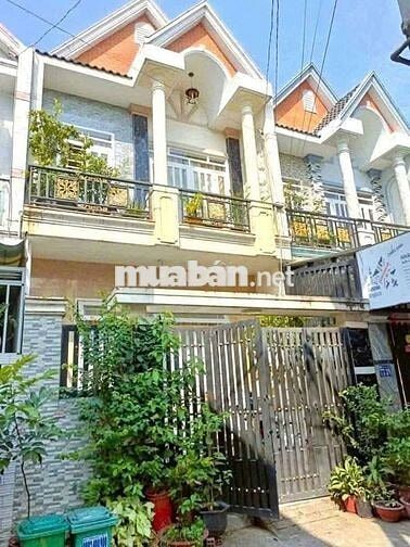 Nhà Sổ Hồng Riêng gần chợ Bà Điểm