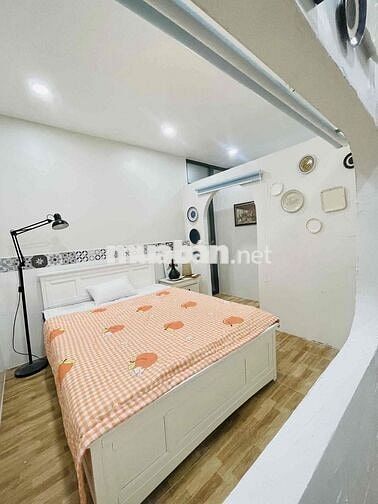 CĂN HỘ 2 PHÒNG NGỦ - TÁCH BẾP - FULL NỘI THẤT - NGÃ TƯ PHÚ NHUẬN