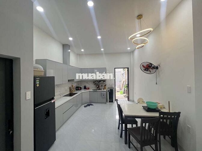 Dương Cát Lợi ,50.1m2, 2Tầng, Ngang 4x19m, Giá 3.85 tỷ TL