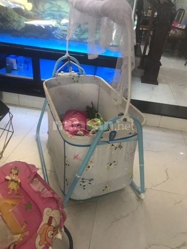 Nổi điện turu siêu thị con cưng 