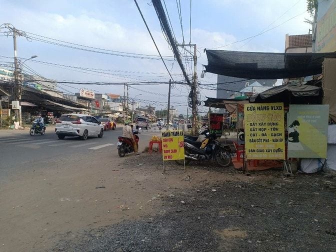 Bán nhà mặt tiền qlo 50, dt 12.5 x 25m