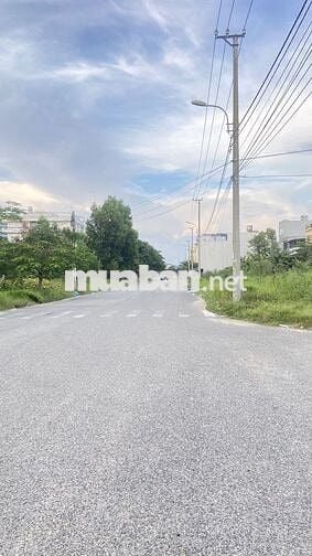 Đất Hoà Phú 10 - Liên Chiểu dt 100m đường 5m lề3m giá : 4y860