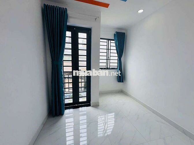 Nhà bán 3 phòng ngủ ở thị trấn đức hòa