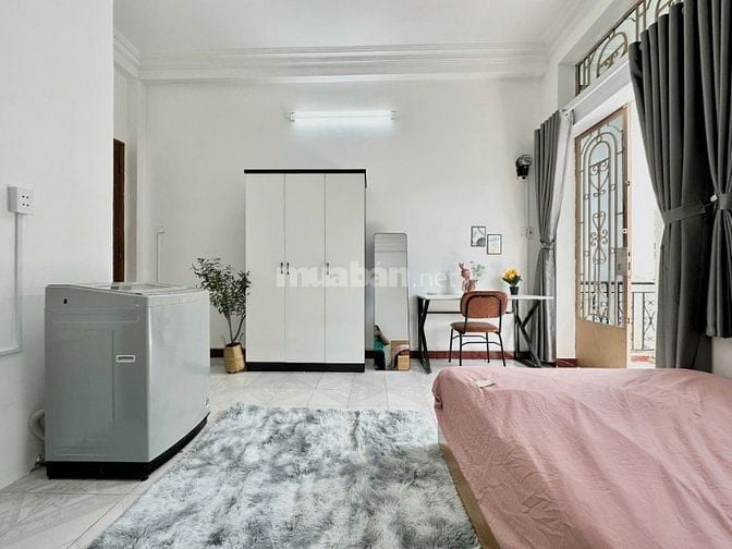 Cho thuê căn hộ studio ban công - gần chợ bà chiểu và trường đại học