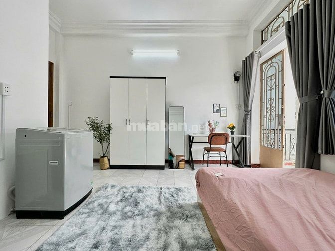 Cho thuê căn hộ studio ban công - gần chợ bà chiểu và trường đại học