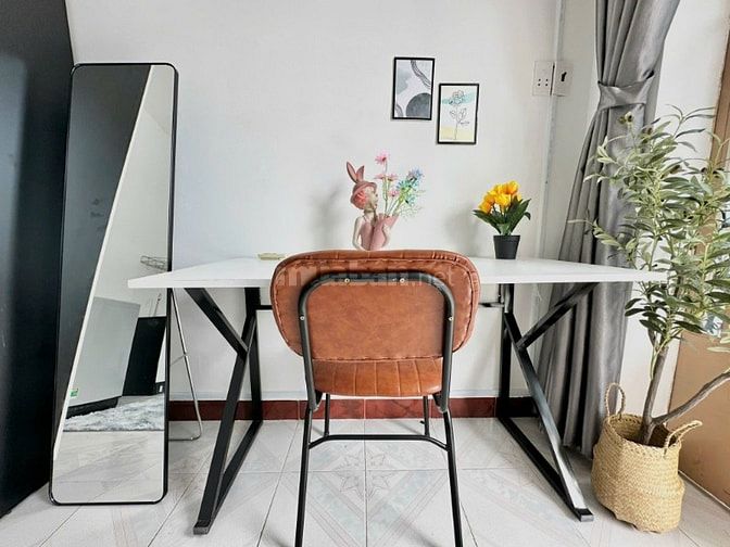 Cho thuê căn hộ studio ban công - gần chợ bà chiểu và trường đại học