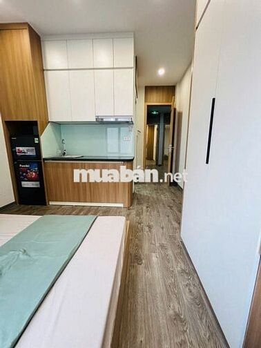 Bán căn hộ dịch vụ Triều Khúc, ngõ rộng, mặt tiền lớn, 100m2 20.9 tỷ