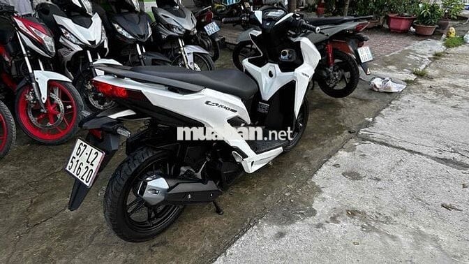 Honda Vario 150 trắng đen 2020 ( hỗ trợ góp )