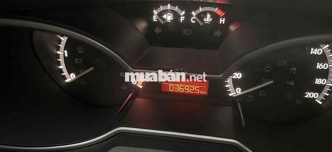 Mazda BT 50 2016 2.2L 4x2 AT - 36000 km