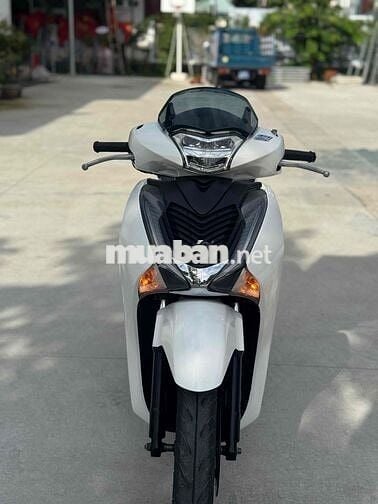 SH 125 thắng CBS còn 2 khoá xe Zin chất chính chủ