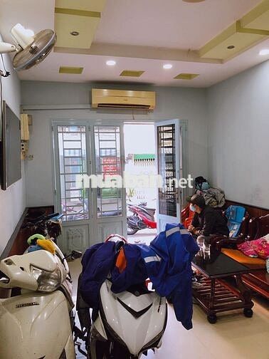 Nhà hẻm Lê Văn Duyệt. P.3. Bình Thạnh 3.2x18.5m. 1 tầng; 2PN 2WC; 13tr