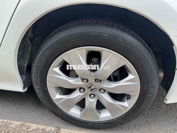 Honda Accord 2007 3.5 AT - 120000 km