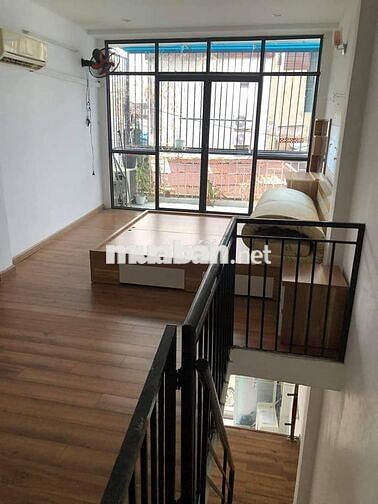 Nhà hẻm Nguyễn Hữu Cảnh. P.22. Bình Thạnh 3.2x8.5m.2PN 3WC; 14tr (TL)