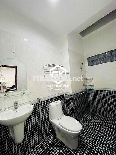 NHÀ NGUYÊN CĂN 3 PHÒNG NGỦ FULL NỘI THẤT NGAY TRUNG TÂM CHO THUÊ DÀI H