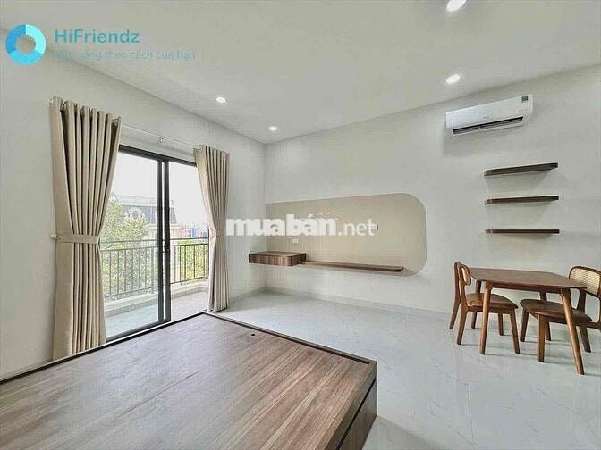 Căn Hộ Ban Công Thang Máy Gần ĐH Văn Lang, Công Nghiệp, Luật