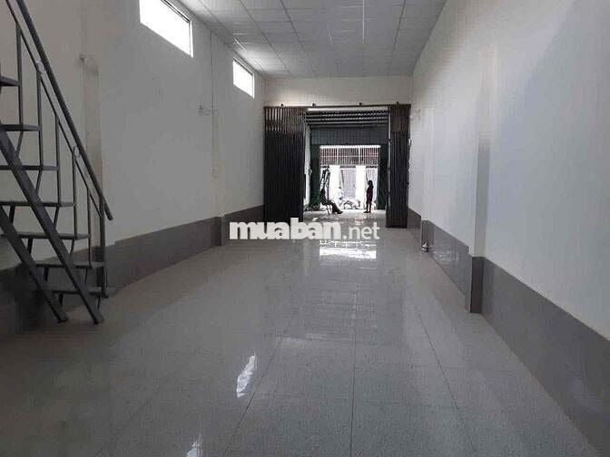 🏠 CHO THUÊ NHÀ 4,5x28 – GẦN PHAN VĂN HỚN – GIÁ 6 TRIÊU/ THÁNG 📐 Sân rộ