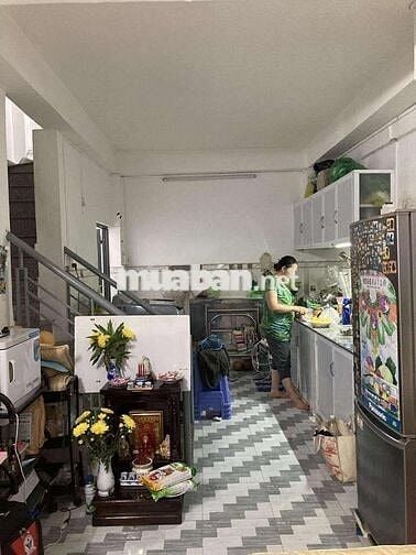Bán nhà Tân Sơn Nhì, 4x9, hẻm xe hơi, hỗ trợ vay, hơn 4 tỷ xíu TL