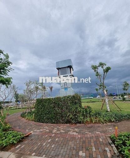 Nền hẻm hông cái răng giá rẻ (Nam Long 2)