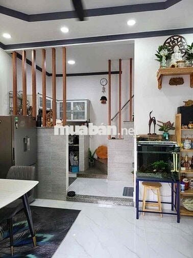 Diện tích 4,05x5,5m, 1 trệt 1 lầu, 2PN – phù hợp gia đình trẻ