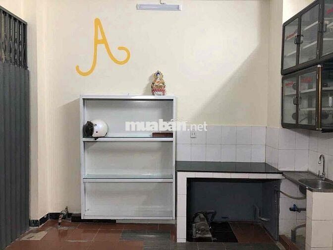 Nhà nguyên căn 2 phòng ngủ gần chợ, Emart Gò Vấp
