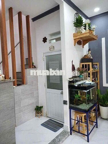 Diện tích 4,05x5,5m, 1 trệt 1 lầu, 2PN – phù hợp gia đình trẻ