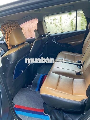 Toyota Innova 2018 2.0E - 200000 km