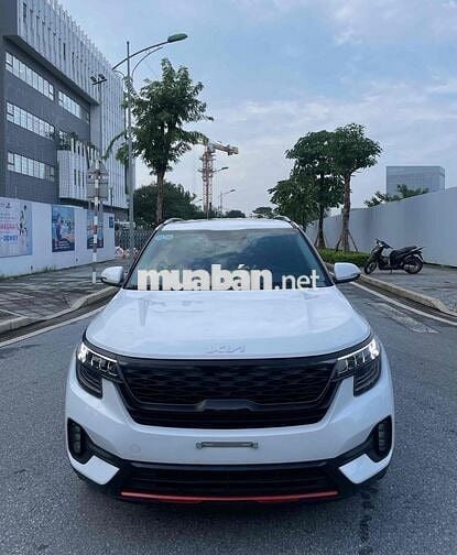 Kia Seltos 1.4Tubor Pre Xline,màu Trắng.