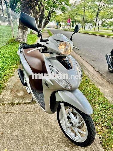 Vision bạc đen 2023 khoá smakey
