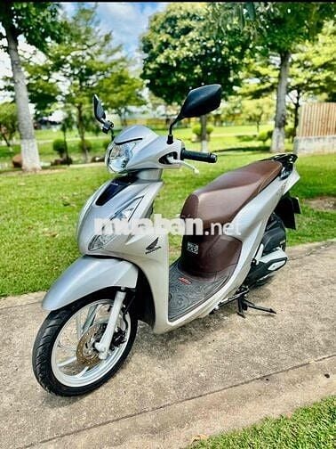 Vision bạc đen 2023 khoá smakey
