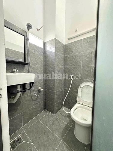 BÁN CHDV NGUYỄN THANH TUYỀN CHỈ 14.5TỶ GẦN VÒNG XOAY LÊ VĂN SỶ SHR