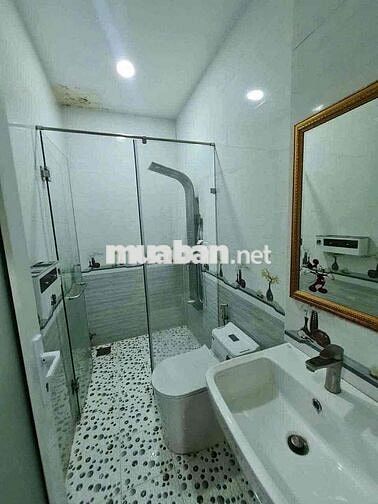 NC 4pn5wc 56m2 full nội thất hẻm 111 Phạm Văn Chiêu