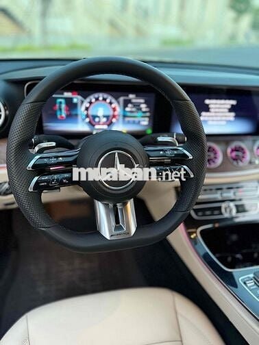 Mercedes Benz E Class 2016 E200 - 85000 km