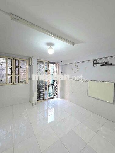 GẦN MẶT TIỀN – KẾ HẺM XE HƠI – ĐIỆN BIÊN PHỦ – NHÀ 3 TẦNG BTCT | 4.18T