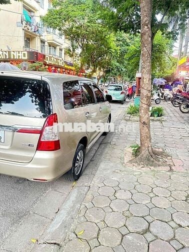 A Tùng bán Toyota Innova Dk 2017 2.0 đẹp mê ly