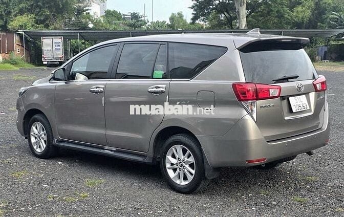 Innova 2018 MT 2.0E 10 vạn xịn, Xe gia đình 1 chủ