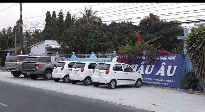 Khu đất rộng mặt tiền lớn nằm trên quốc lộ 61 xã Hòa An, huyện Phụng