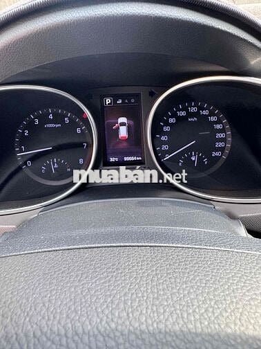 Hyundai Santa Fe 2017 2.4 AT 4 WD - 99000km