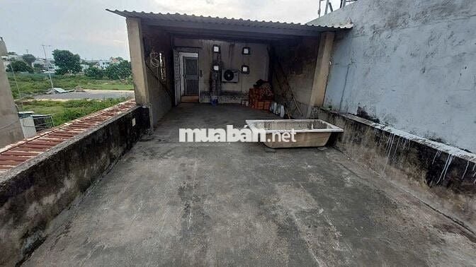 Cho thuê nhà mặt tiền gần chợ Bà Điểm, Hóc Môn