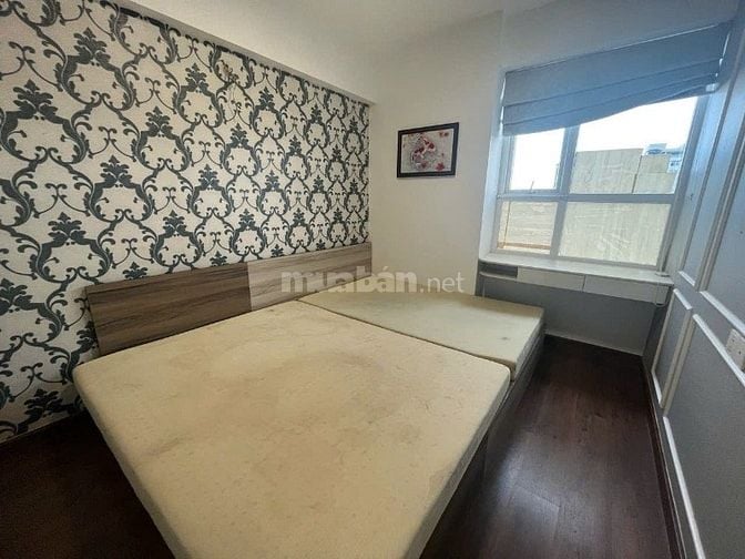 Căn hộ  Screc , Trường Sa,Q3 có 2p ngủ, 2wc,rộng 90m2,Có NT, giá 13tr