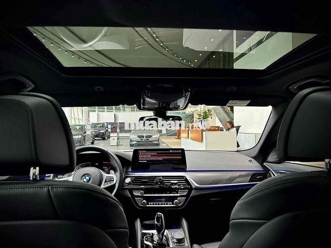 BMW 5 Series 2022 530i M Sport Ưu Đãi 🔥🔥🔥