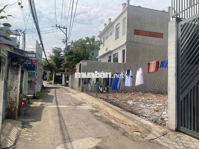 LÔ ĐẤT SÁT ĐINH THỊ THI ĐƯỜNG THÔNG 5.5x14.7m tổng 81m2 sổ mới xây cao