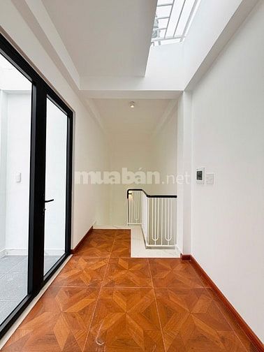 CHÍNH CHỦ BÁN NHÀ MỚI XÂY GÒ VẤP ĐÚC 3 LẦU HXH FULL NÔI THẤT