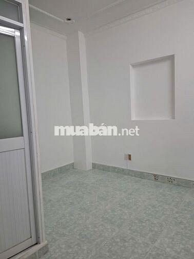 Nhà 01 lầu HXH 2 PN 2WC hẻm 1/ Nguyễn Trãi