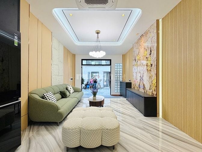 CHÍNH CHỦ BÁN NHÀ MỚI XÂY GÒ VẤP ĐÚC 3 LẦU HXH FULL NÔI THẤT
